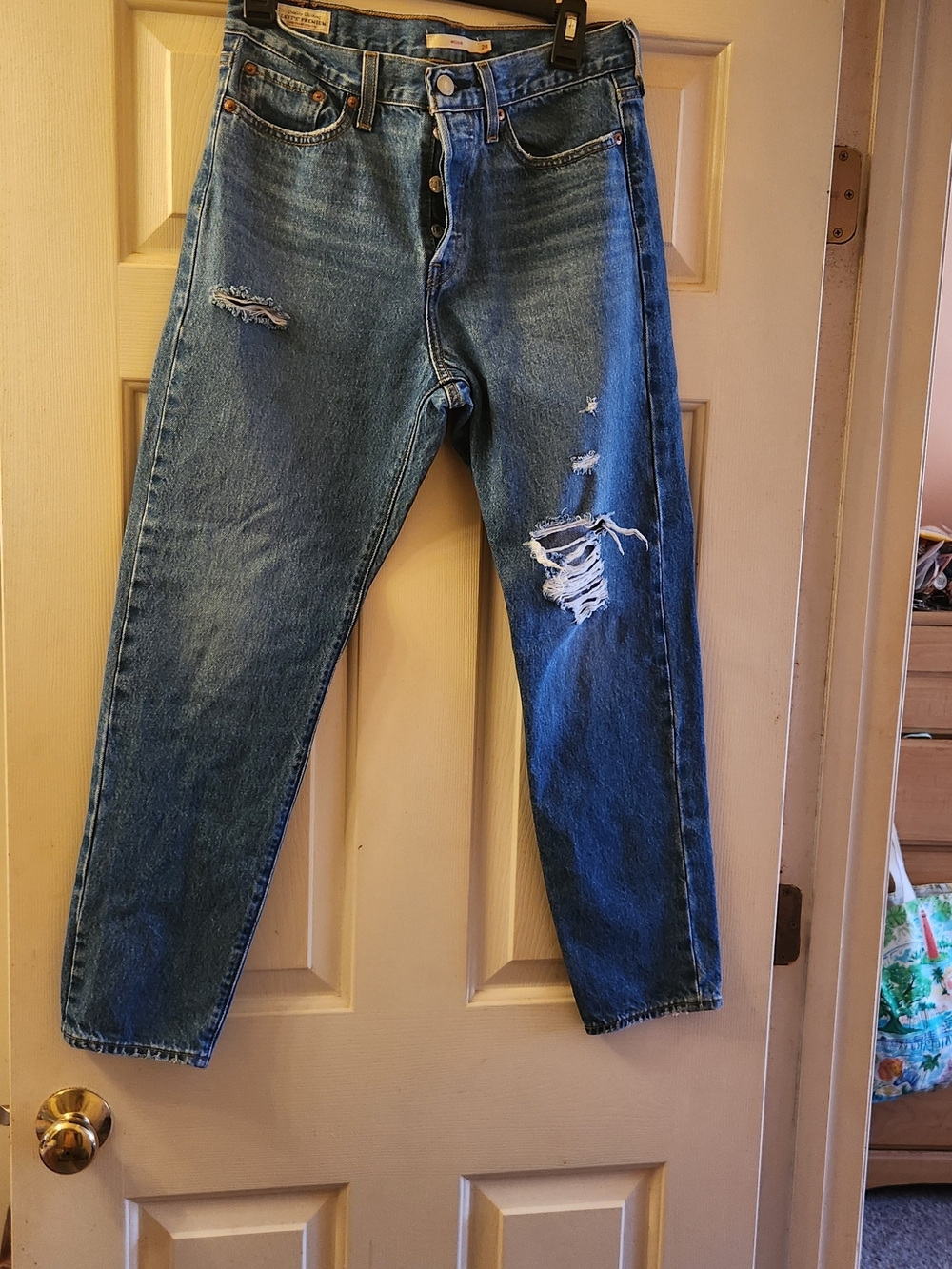Levi's Premium High-Rise Distressed Blue Jeans